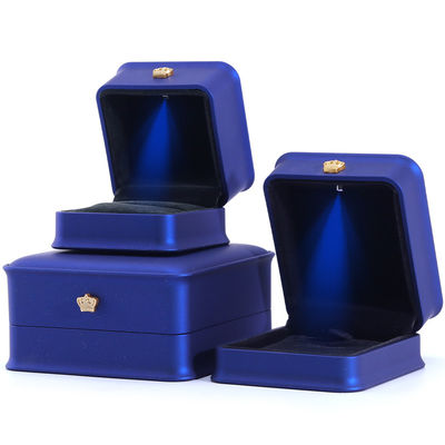 Custom Luxury Crown Jewelry Packaging Box with LED Light and Handmade Newest Design