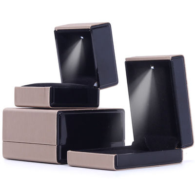 9*9*5cm Rectangle Hanhong Custom Gold Necklace Bracelet and Ring LED Jewelry Packaging Box