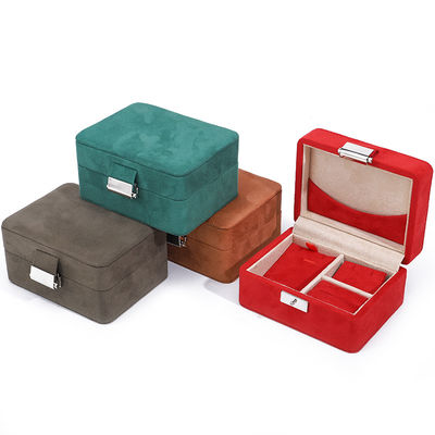 Handmade Custom Logo Velvet Jewelry Box for Travel Necklace and Ring Storage