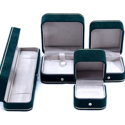Customized Size and Custom Logo Green Velvet Jewelry Box for Bracelet Necklace Ring