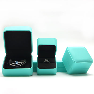 Customized Luxury PU Leather Jewelry Box Packaging Box with Competitive 6.5*6cm