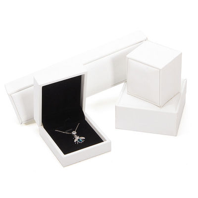 Hanhong 2022 Jewelry Box Packaging Set PU Leather Jewelry Cassette with Logo Custom Printed Ring Box