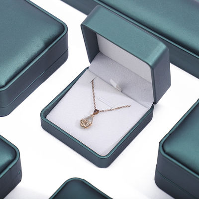 Dark Green Noble Faux Leather Jewelry Storage Cases Tasteful Luxury Packaging