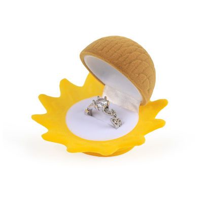 personalized  hign quality sunflower velvet yellow jewelry box for ring