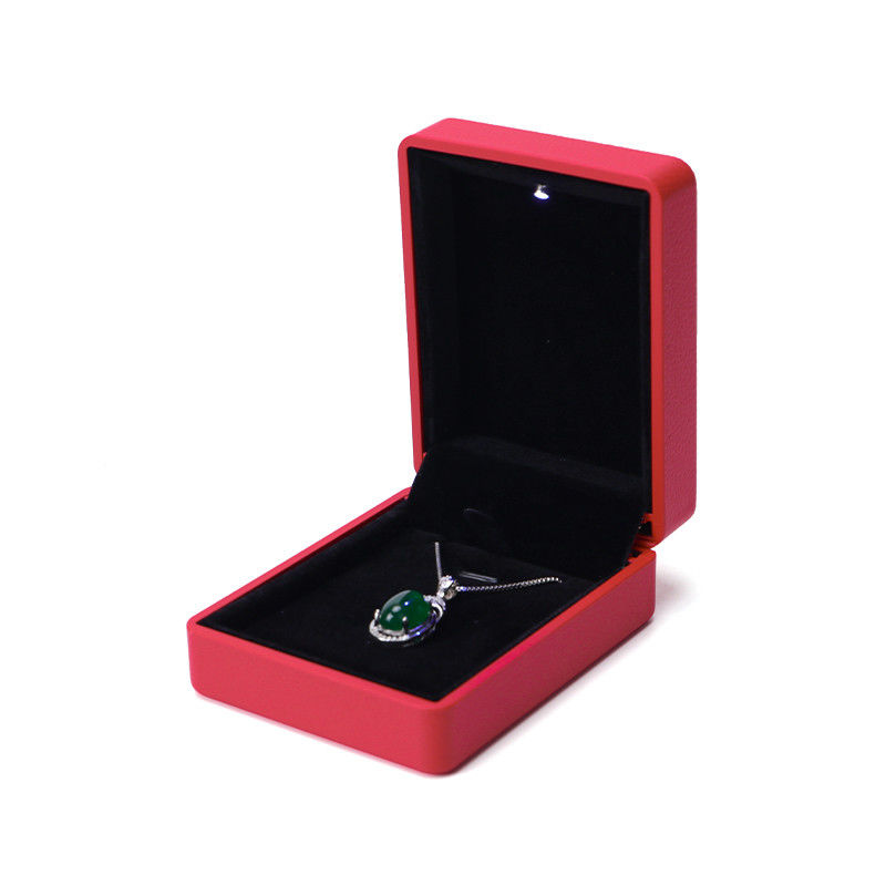 Custom Logo Silk Screen Print Jewelry Package with Rounded Red Leather by Hanhong