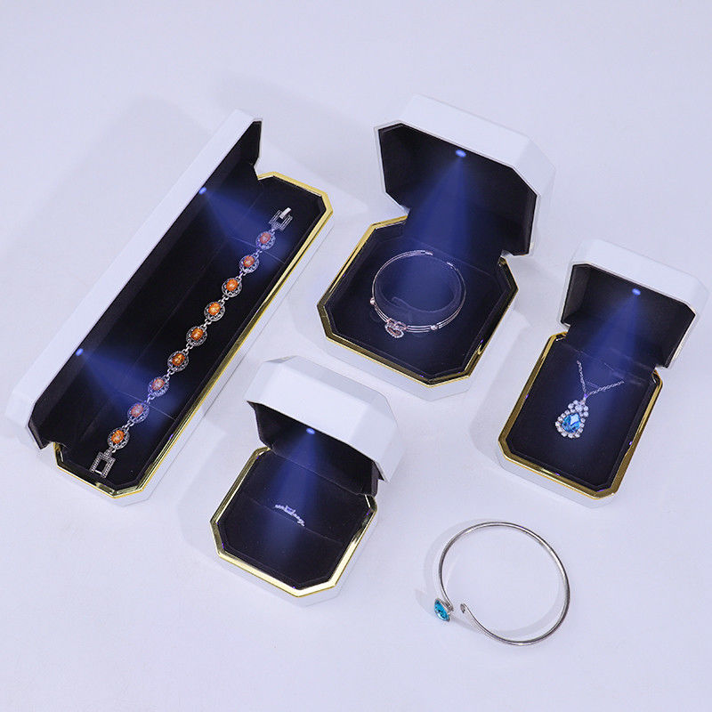 Custom Logo Light Jewelry Gift Box for Bracelet Earrings Pendant Velvet Necklace Ring Handmade Material