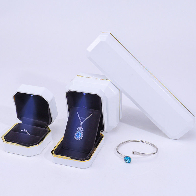 Custom Logo Light Jewelry Gift Box for Bracelet Earrings Pendant Velvet Necklace Ring Handmade Material