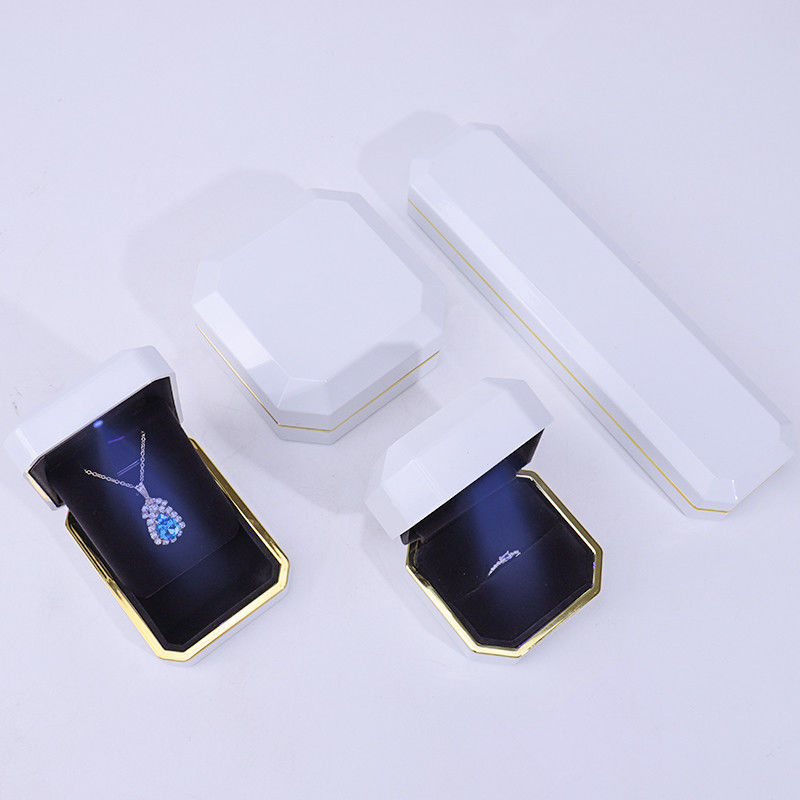 Custom Logo Light Jewelry Gift Box for Bracelet Earrings Pendant Velvet Necklace Ring Handmade Material