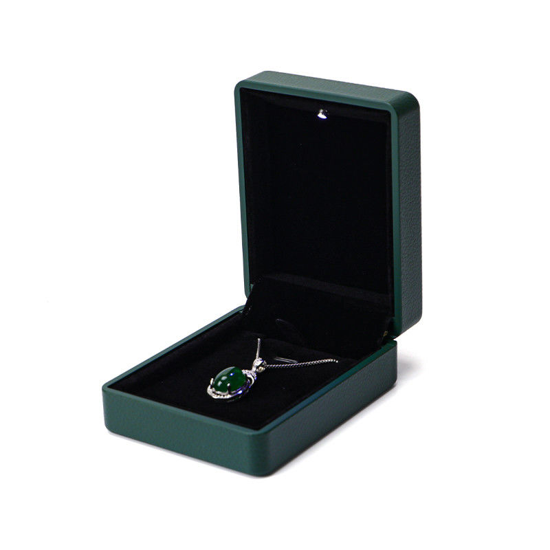 Custom Ring Packaging Solution Lighted Green Leather Jewelry Box with Silk Lining and Logo