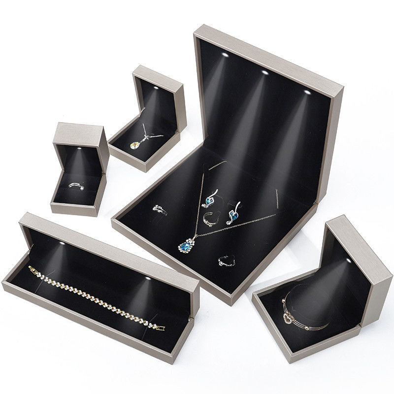 Tasteful Sleek Brushed Grain PU Leather Jewelry Packaging Box Case with LED Light