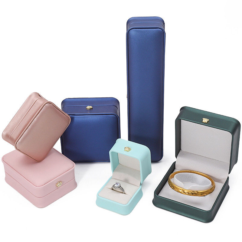 Custom Logo PU Leather Jewelry Box for Crown Bracelet Pendant Necklace Ring Packaging