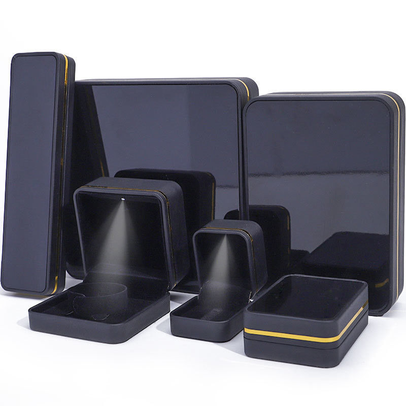 Newest Style Custom Logo Velvet Jewelry Box for Earrings Bracelets and Necklaces