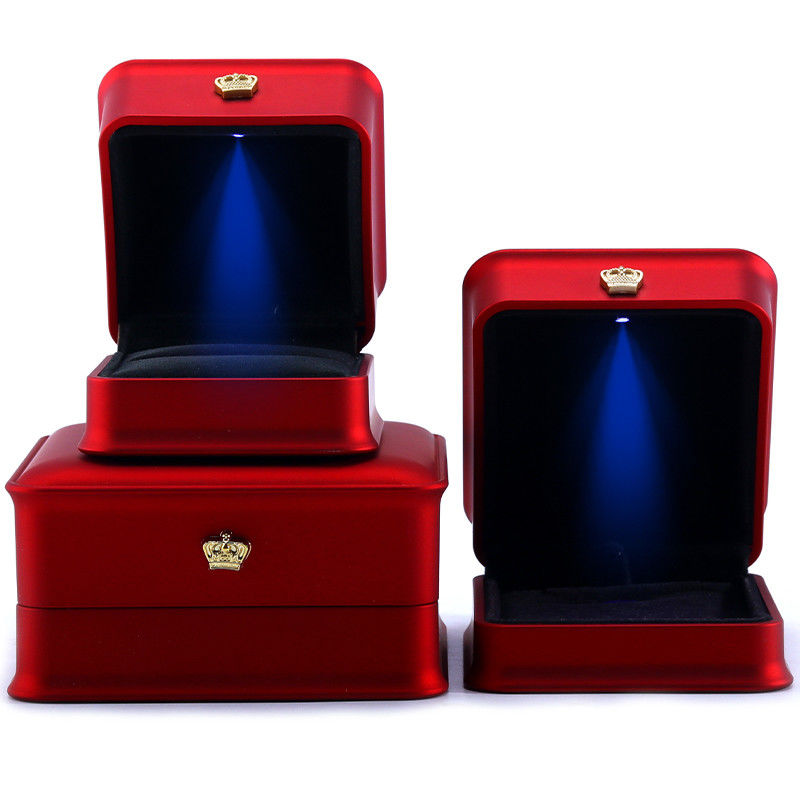 Jewelry Package Hanhong Custom Luxury Crown LED Box for Bracelets Necklaces and Rings