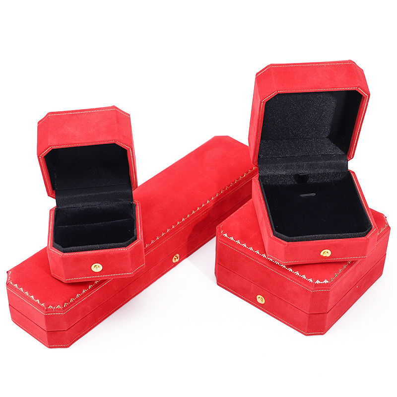 Custom Logo Jewelry Package in Red Velvet for Pendant Earrings Bracelet Necklace Ring