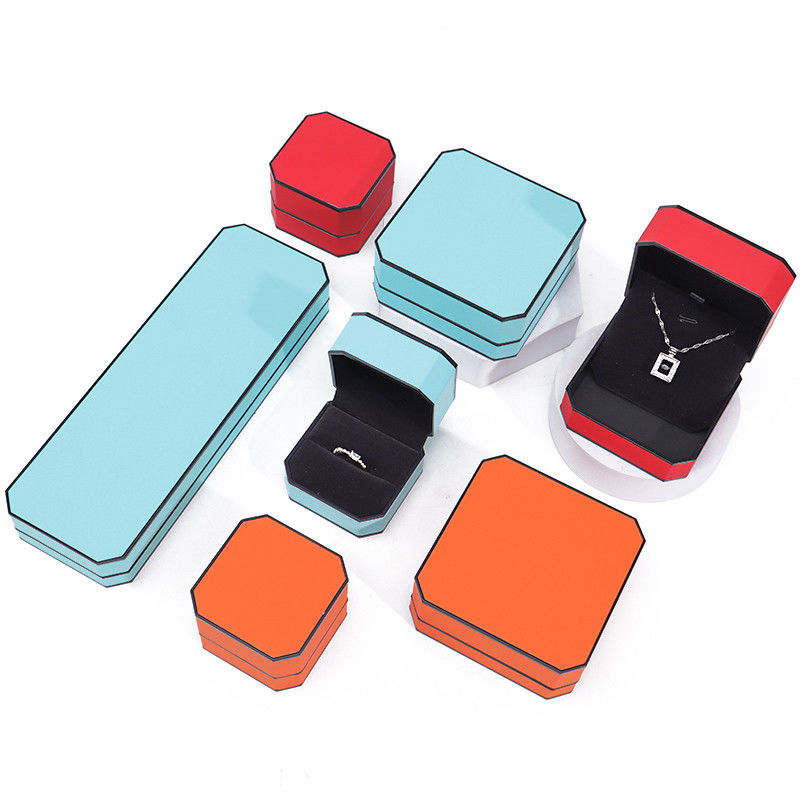 Black Border Octagonal Sleek PU Leather Jewelry Packaging Box for Luxury Storage