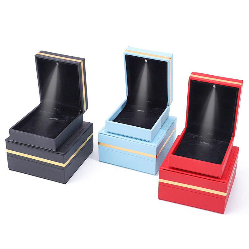 Custom PU Leather LED Jewelry Box Gold Trim Jewelry Holder Case For Earrings Rings