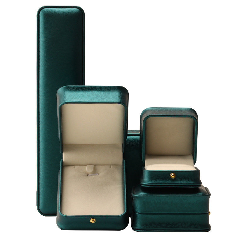 Custom Logo Necklace Ornaments Green Leather Jewelry Box for Hanhong 2023 Luxury Ring