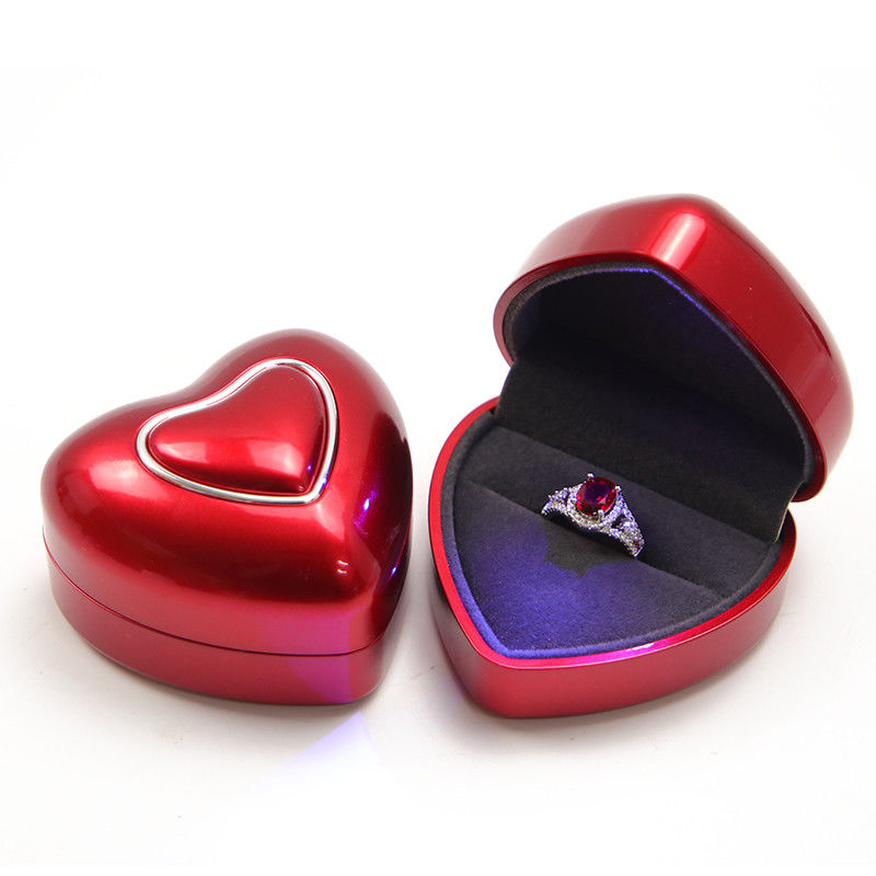 Customized Size Pink LED Light Ring Box for Storing and Displaying Jewelry Pieces