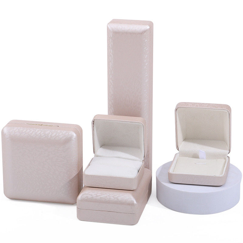 Customized Gold Leather Jewelry Box for Bracelet Necklace and Ring Storage Newest Style