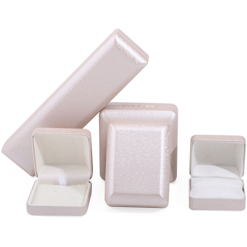 Customized Gold Leather Jewelry Box for Bracelet Necklace and Ring Storage Newest Style