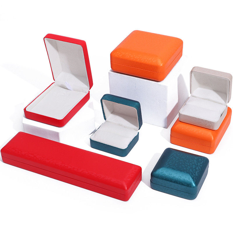Han Hong Custom Logo Jewelry Package for Bracelet Necklace Ring PU Leather Velvet