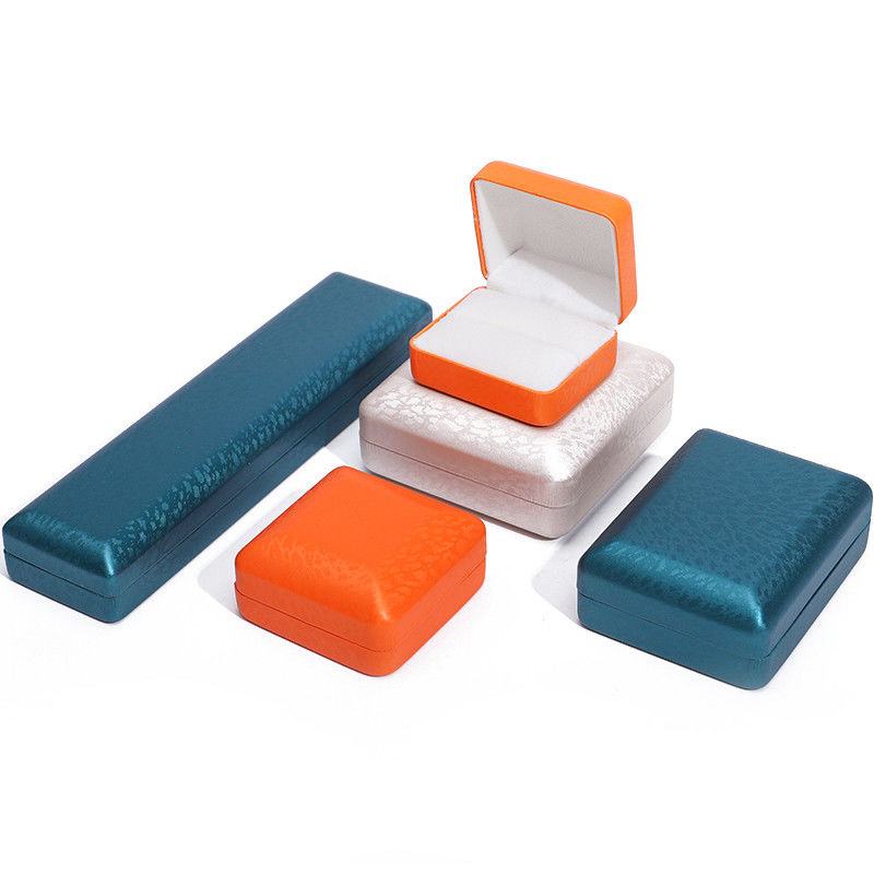 Han Hong Custom Logo Jewelry Package for Bracelet Necklace Ring PU Leather Velvet