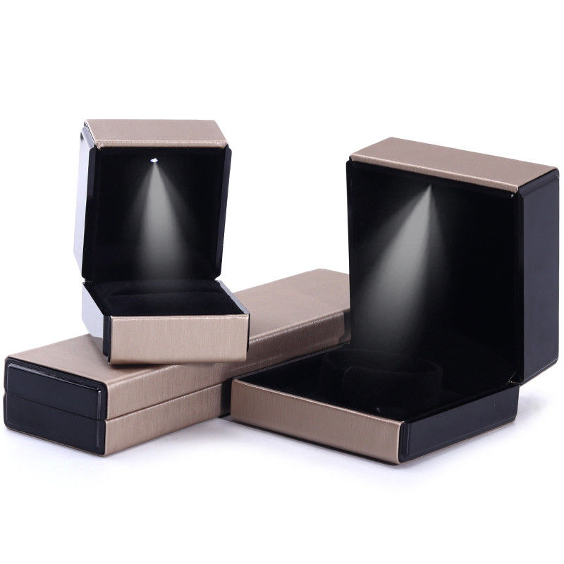 9*9*5cm Rectangle Hanhong Custom Gold Necklace Bracelet and Ring LED Jewelry Packaging Box