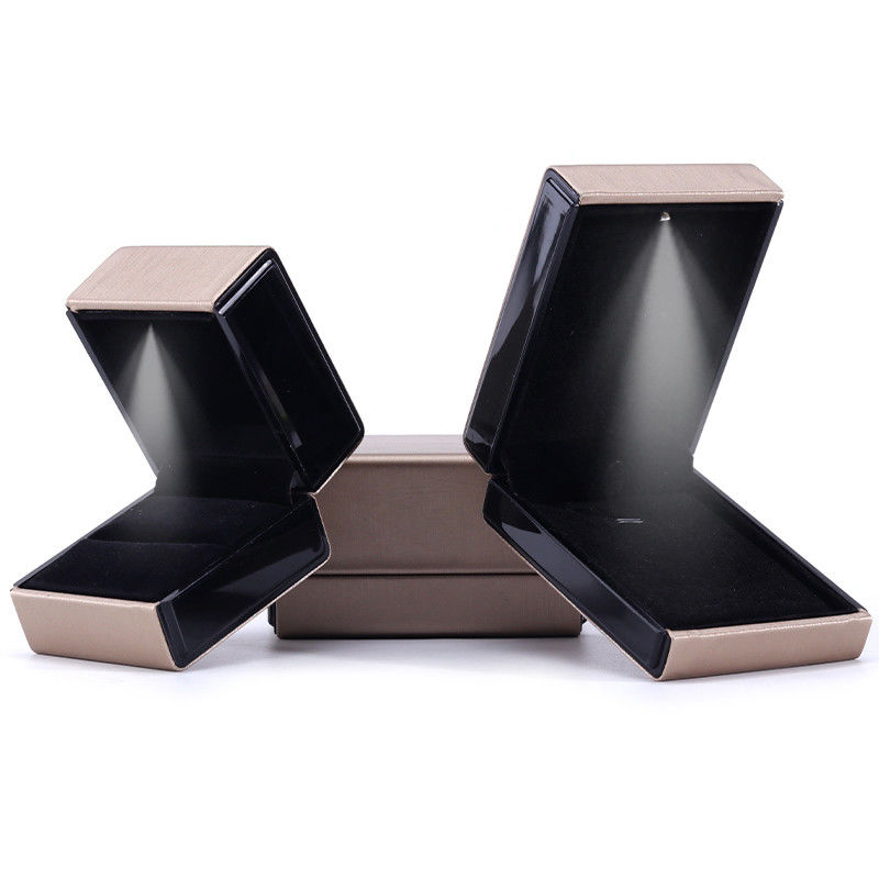 9*9*5cm Rectangle Hanhong Custom Gold Necklace Bracelet and Ring LED Jewelry Packaging Box