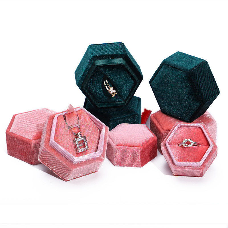 Velvet Travel Ring Box for Customized Jewelry Packaging and Wedding Rings