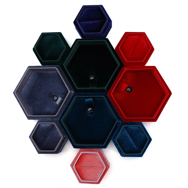 Velvet Travel Ring Box for Customized Jewelry Packaging and Wedding Rings