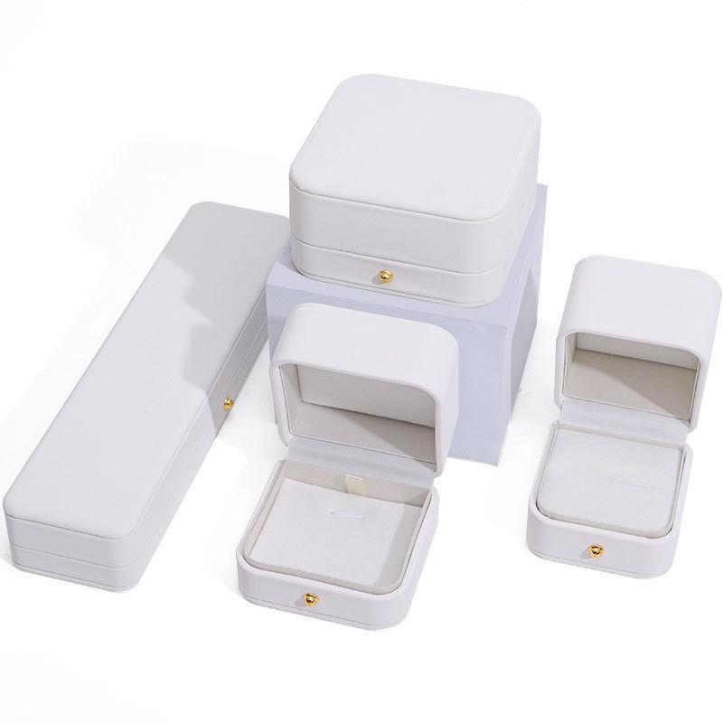 Thick Sponge Silk Necklace Leather Jewelry Box with Custom Logo Rectangle Shape Design