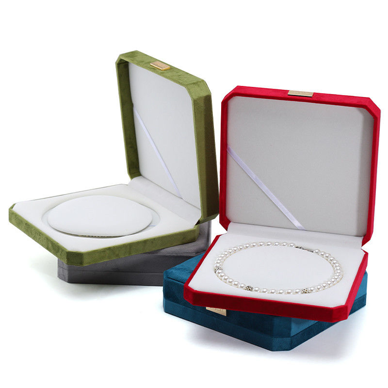 Custom Packaging Velvet Pearl Set Metal Display Stand for Small Case Jewelry Safe Box