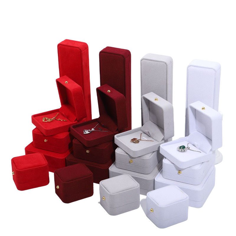 9*9*3.5cm Jewelry Packaging Box in Velvet Perfect for Necklace Bracelet Earrings Ring