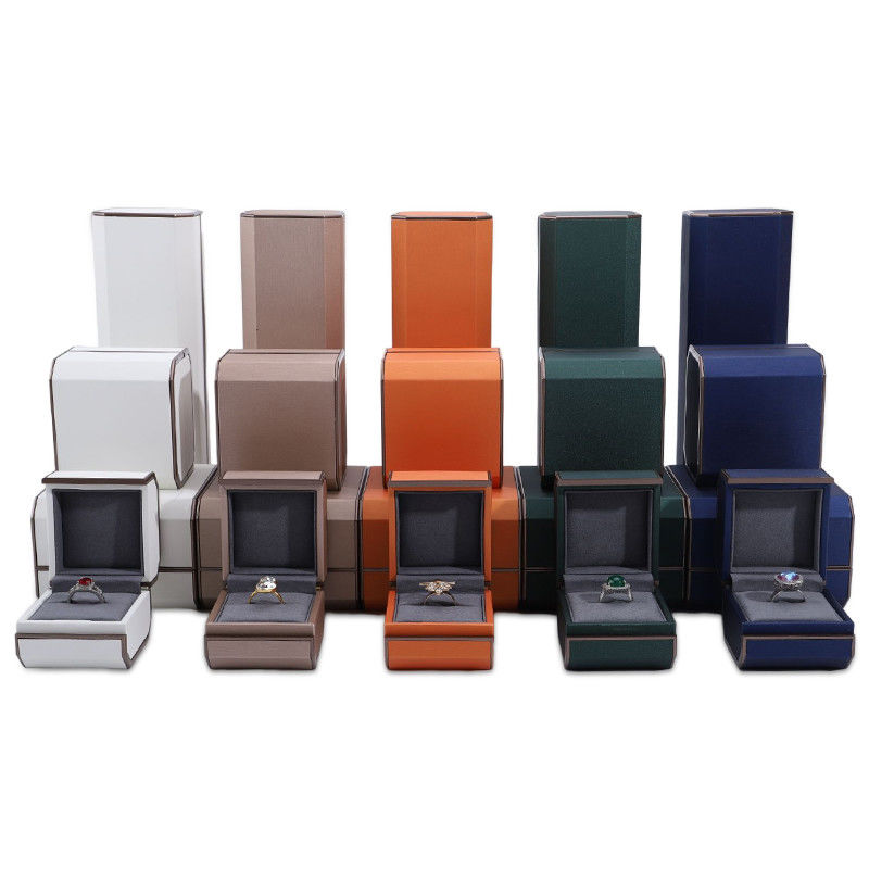 Custom Elegant Jewelry Packaging Box in PU Leather for Rings Necklaces and Bracelets