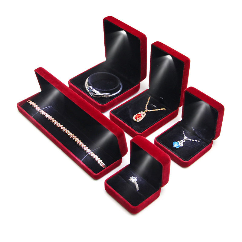 Hanhong Embossed Luxury LED Velvet Brown Jewelry Packaging Box Custom Ring Box with Light