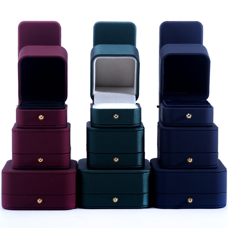 Custom Logo Jewelry Package Hanhong PU Leather Box for Necklace Bracelet Earrings Ring