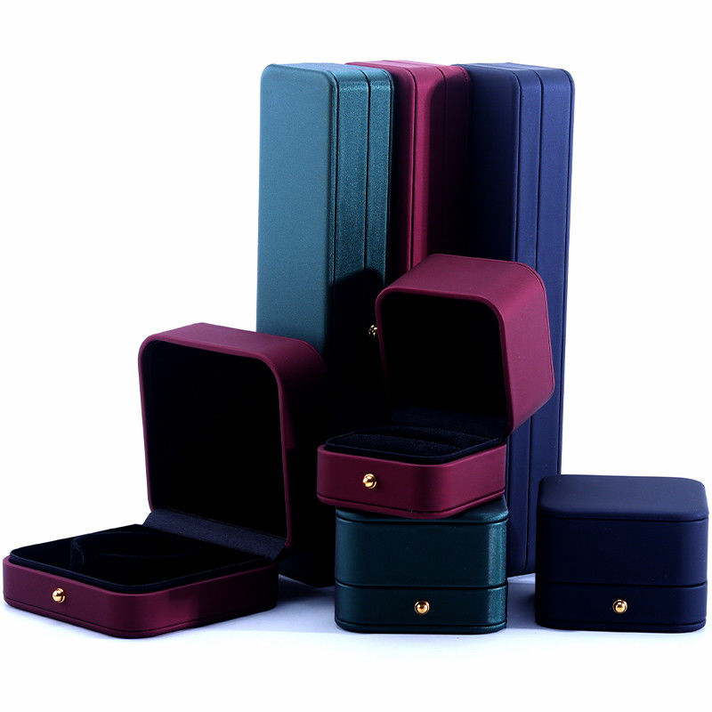 Custom Logo Jewelry Package Hanhong PU Leather Box for Necklace Bracelet Earrings Ring