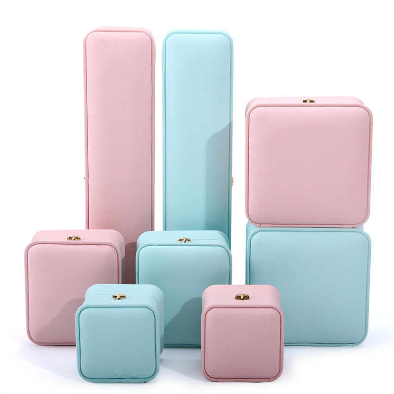 Square Shape Handmade Crown Design Luxury PU Leather Jewelry Box for Rings and Necklaces