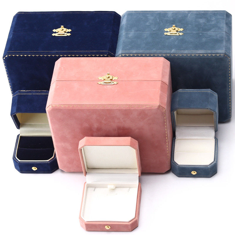 Rectangle Velvet Jewelry Box for Custom Luxury Pattern Necklace and Bracelet Set