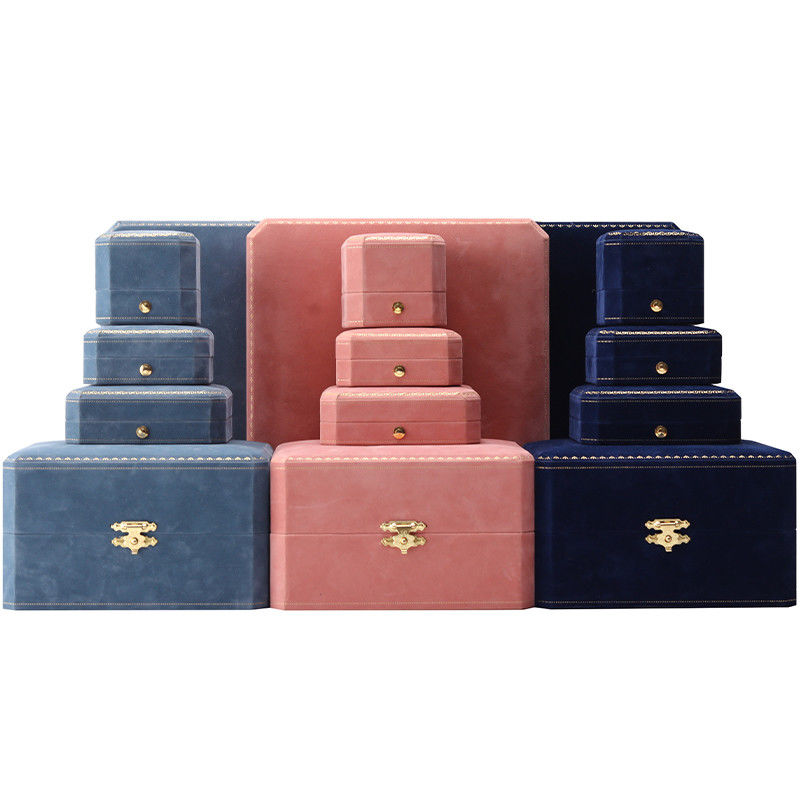Rectangle Velvet Jewelry Box for Custom Luxury Pattern Necklace and Bracelet Set