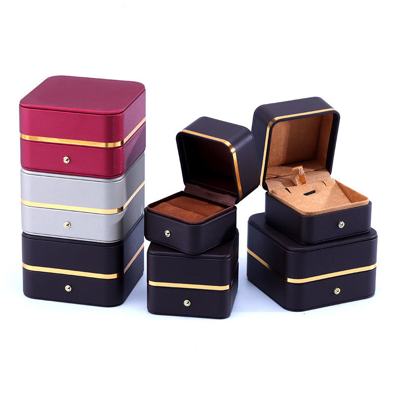 Custom Leather Jewelry Packaging Box for Earrings Necklaces and Rings Stylish Design