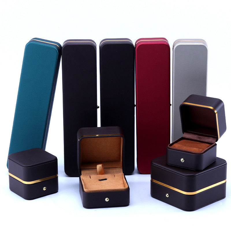 Custom Leather Jewelry Packaging Box for Earrings Necklaces and Rings Stylish Design