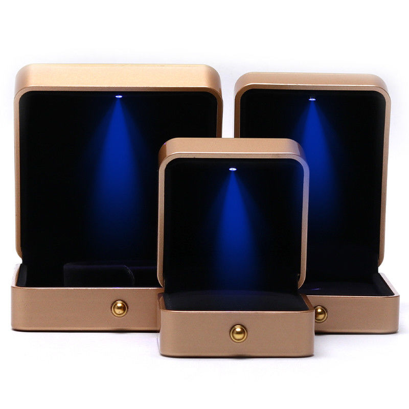Handmade Luxury LED Jewelry Box for Custom Plastic Spray Painted Square Necklace Ring