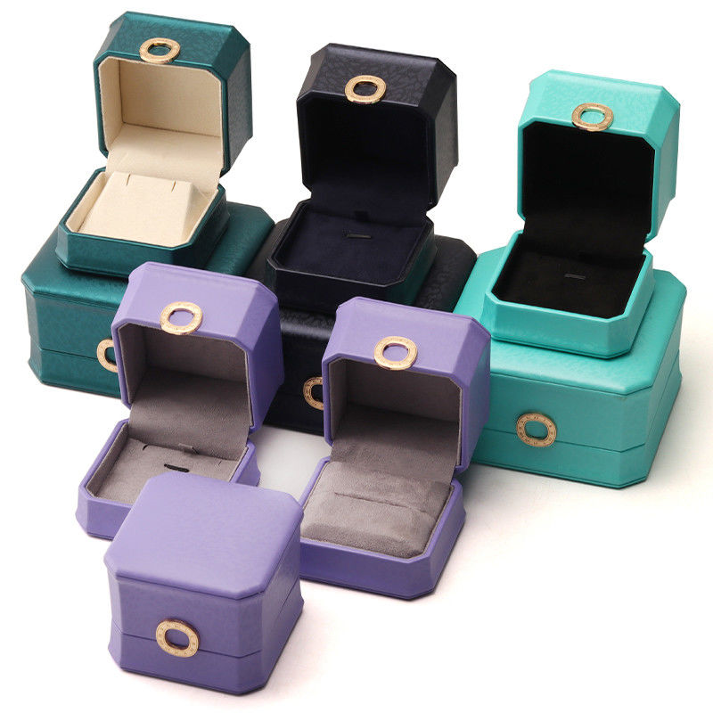 Square Necklace Ring Box with Metal Luxury Leather Jewelry Box Hanhong PU Leather Packaging