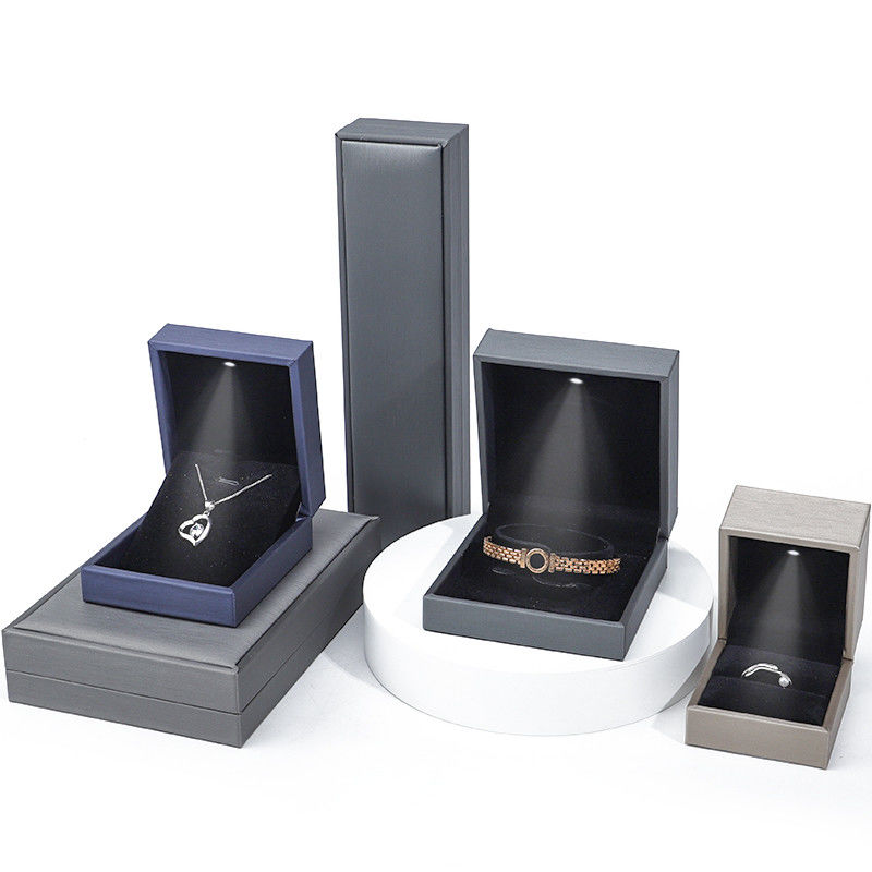 Brush Finishing PU Leather LED Jewelry Storage Box Multi Color Jewelry Gift Boxes