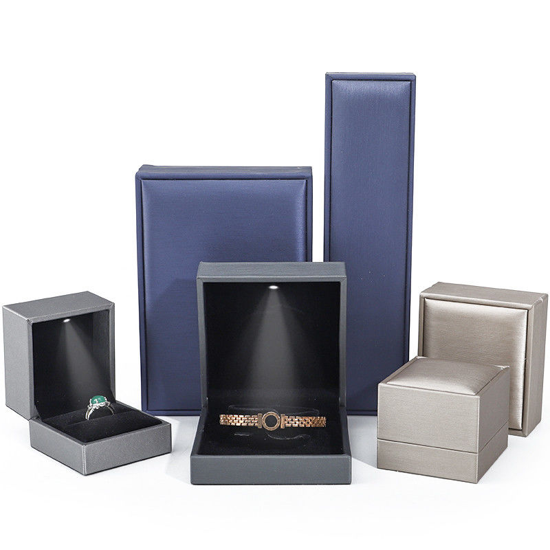 Brush Finishing PU Leather LED Jewelry Storage Box Multi Color Jewelry Gift Boxes