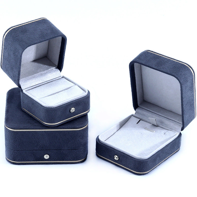Newest Gray Velvet Jewelry Box for Bracelet Necklace Ring Custom Logo Hanhong 2023