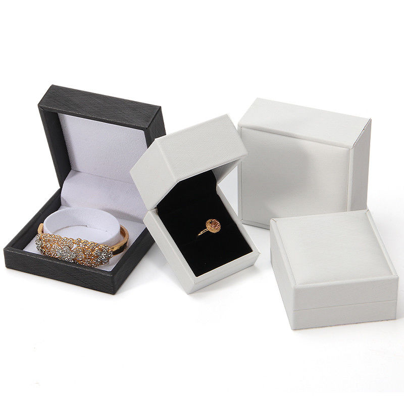 Beige Lined Set PU Leather Jewelry Box Packaging With Custom Printed Logo