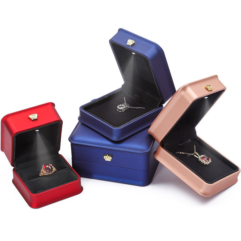 Golden Crown Led Light Jewellery Box For Necklace Bracelet Ring Earrings Packaging