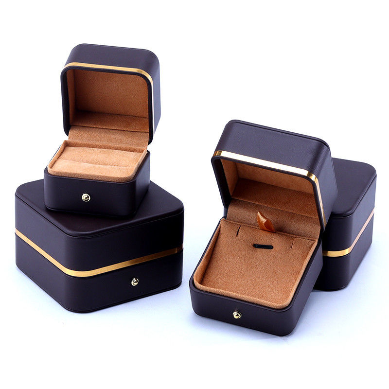 Embossing Logo Grade Leather Jewelry Packaging Box for Bracelet Necklace Watch and Ring
